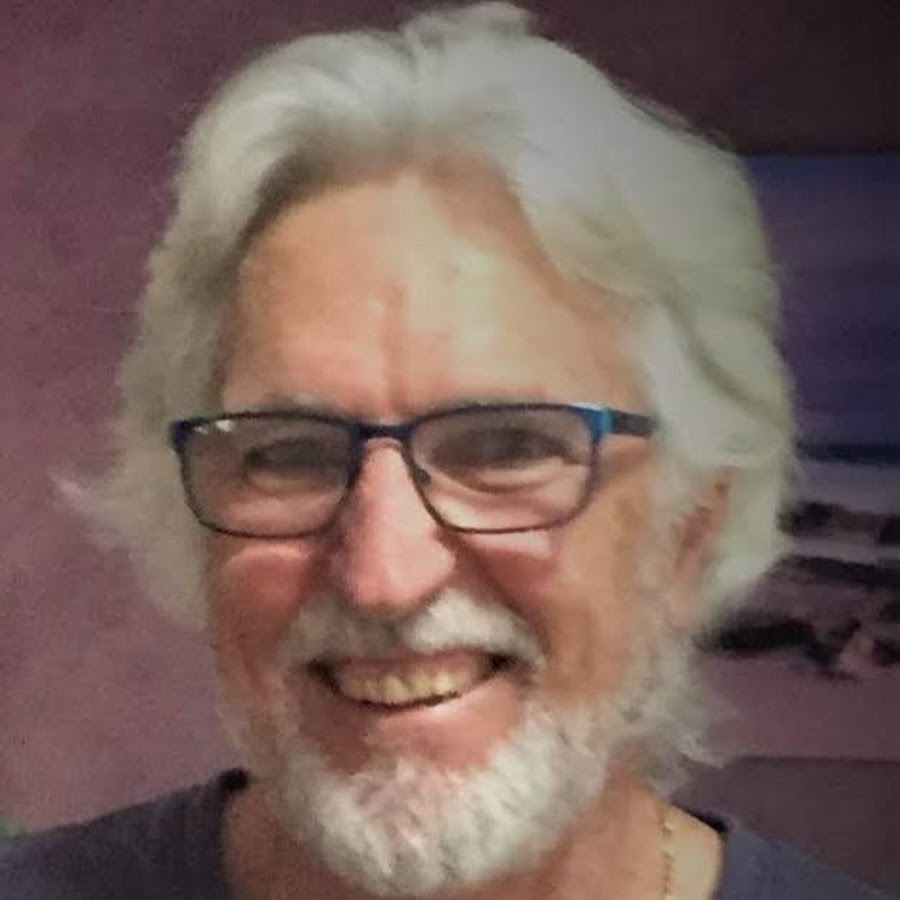 Ian Mullins